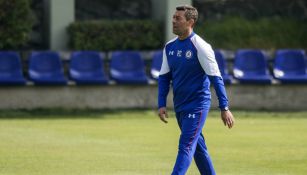 Pedro Caixinha durante el entrenamiento de Cruz Azul