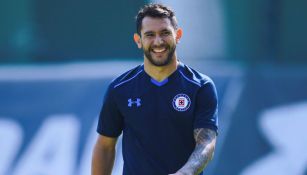 Walter Montoya, durante una práctica con Cruz Azul