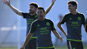 Marco Fabián, en una concentración con el Tri