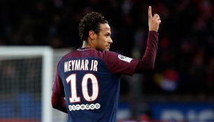 Neymar, luego de anotar uno de sus cuatro goles al Dijon