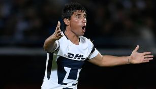 Matías Alustiza, durante el juego entre Pumas y Veracruz