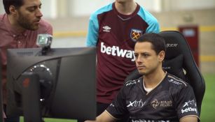Chicharito juega Counter-Strike: Global Offensive