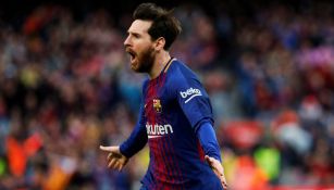 Messi festeja gol en el Camp Nou 