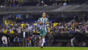 Landon Donovan, durante la J11 en el Estadio Azteca