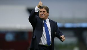 Miguel Herrera en un partido del América