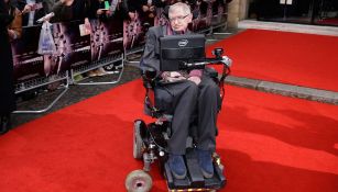 Stephen Hawking llega a un evento en Londres 
