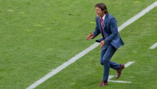 Almeyda dirige al Rebaño durante el juego contra Tigres