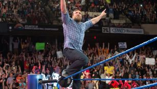 Daniel Bryan hace su entrada en SD Live