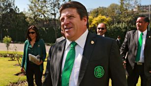 Miguel Herrera en un evento con el Tri