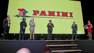 Momento de la presentación del álbum Panini