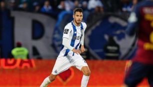 Diego Reyes durante un partido con el Porto