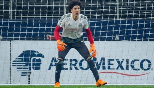 Ochoa, durante un entrenamiento con el Tri