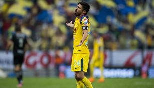 Oribe reclama en juego del América