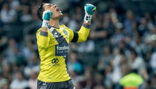 Muñoz celebra un gol del Puebla