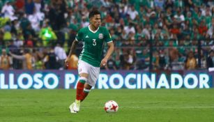 Carlos Salcedos durante un partido en el Azteca