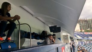 Chaco Giménez observa el juego de su hijo en el Estadio Azul