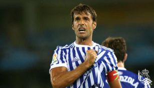 Xabi Prieto festeja gol con la Real Sociedad