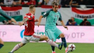 Coentrão, en un juego con Portugal