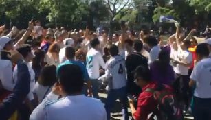 Seguidores del Real Madrid celebran en La Cibeles de la CDMX