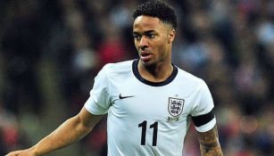 Sterling en un partido de la Selección Inglesa 