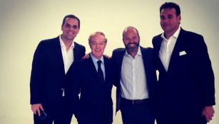 Martinoli, José Ramón, García y Faitelson se toman foto juntos