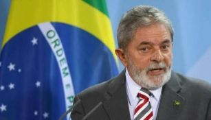 Lula da Silva habla durante un evento antes de ingresar a la cárcel 