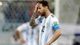 Messi se lamenta en el juego frente a Croacia