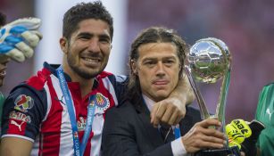 Pereira y Almeyda celebran el titulo de Liga del Clausura 2017 