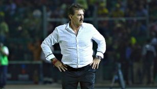 La Volpe dirige un encuentro del América en 2017