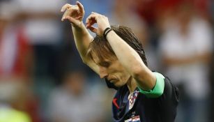 Modric sale cabizbajo después de la demostración que dio Croacia frente a Rusia 