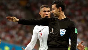 César Ramos en acción durante un partido entre Uruguay y Portugal