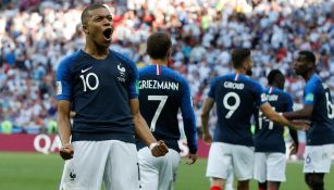 Kylian Mbappé celebra su anotación con Francia en el Mundial
