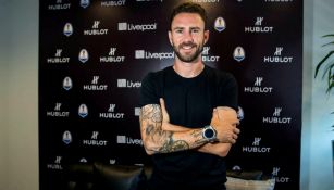 Miguel Layún posa para RÉCORD