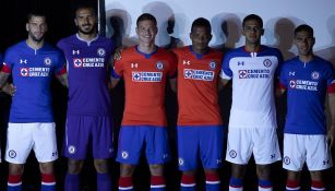 Cruz Azul presenta indumentaria para el Apertura 2018