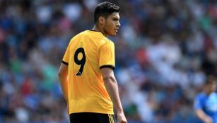 Raúl Jiménez en su debut con el Wolverhampton 