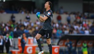 Marchesín grita un gol de América 