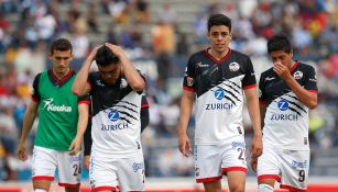 Jugadores de Lobos se lamentan en el Clausura 2018