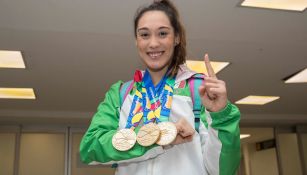 Daniela Rodríguez presume sus tres medallas centroamericanas