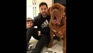 Messi posa junto a su enorme perro, 'Hulk'