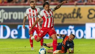 Gullit Peña en el partido contra Puebla