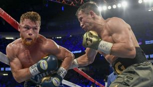 GGG suelta un golpe a Canelo en el combate de 2017