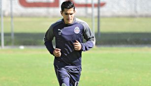 Chapo Sánchez en un entrenamiento con Chivas