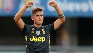 Paulo Dybala festeja gol con Juventus