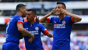 Roberto Alvarado celebra su gol ante Veracruz