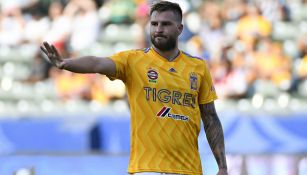 Gignac, durante un juego de Tigres de la UANL