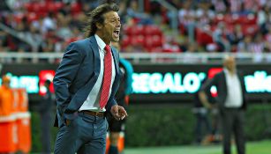 Matías Almeyda en un partido con Chivas