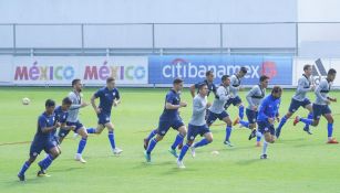 Cruz Azul prepara el encuentro frente a Necaxa en el CAR 