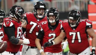 Matt Ryan celebra anotación de los Falcons