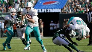 Ryan Tannehill se escapa con el ovoide