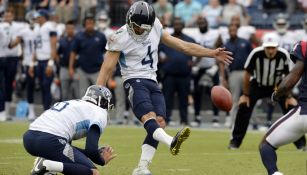 Ryan Succop firma gol de campo para el triunfo de Titans